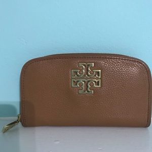 Tory Burch Britten Wallet